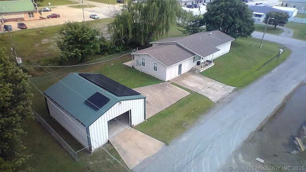 102 2nd Street Chouteau, OK 74337