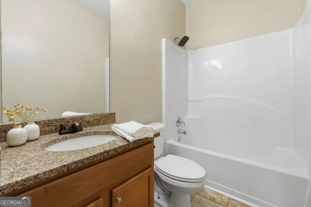 35 Etowah DR Cartersville, GA 30120