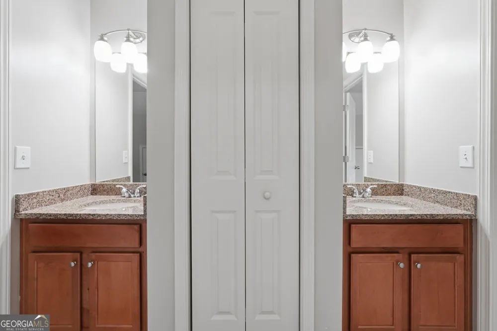 35 Etowah DR Cartersville, GA 30120