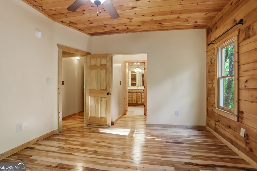 702 Ranch Mountain DR Dahlonega, GA 30533