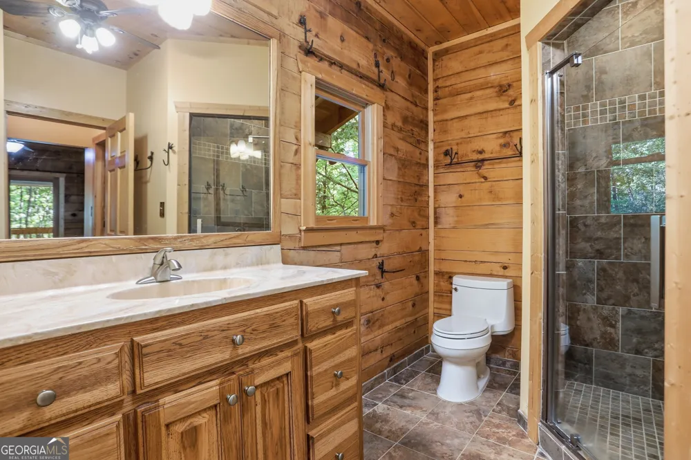 702 Ranch Mountain DR Dahlonega, GA 30533