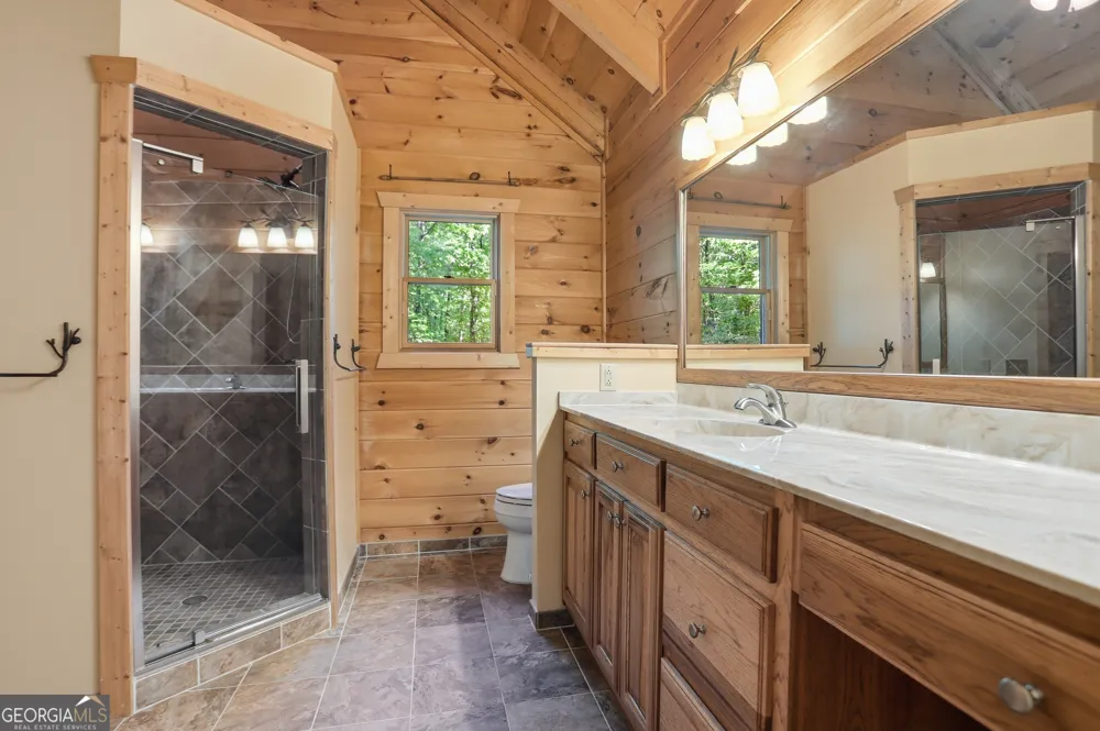 702 Ranch Mountain DR Dahlonega, GA 30533