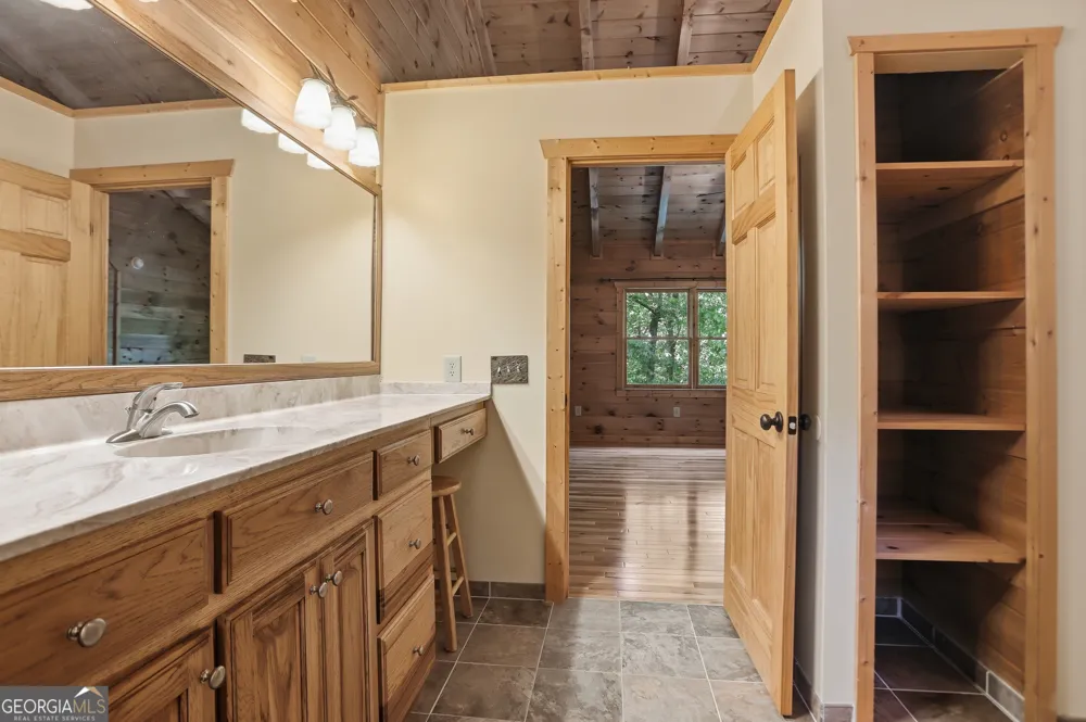 702 Ranch Mountain DR Dahlonega, GA 30533