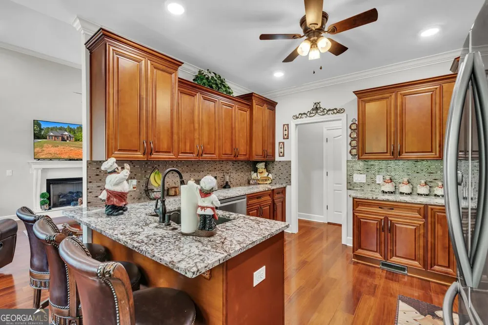 2594 Lassiter RD Forsyth, GA 31029