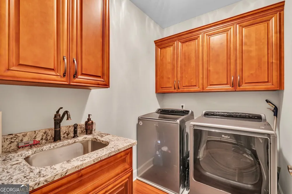 2594 Lassiter RD Forsyth, GA 31029