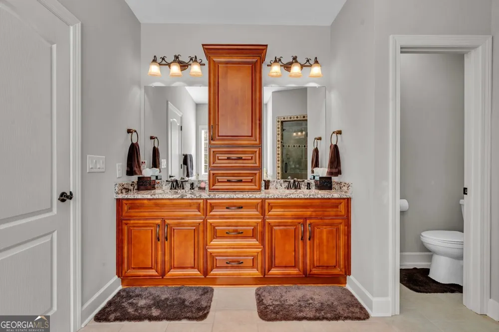 2594 Lassiter RD Forsyth, GA 31029