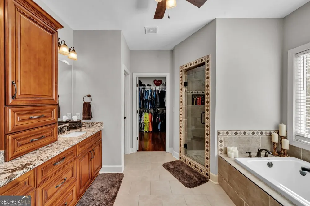 2594 Lassiter RD Forsyth, GA 31029
