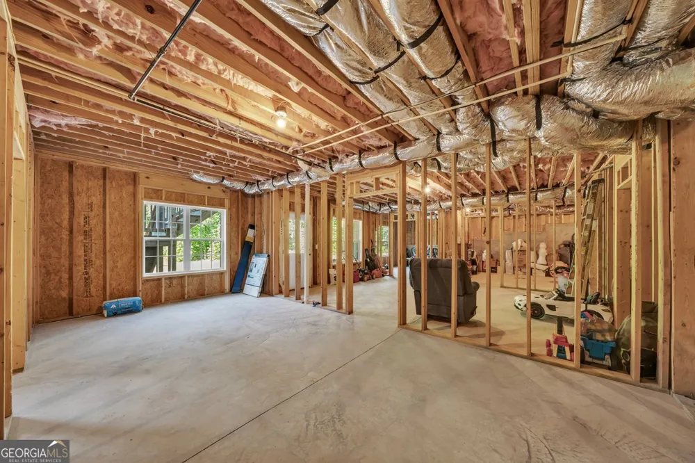 2594 Lassiter RD Forsyth, GA 31029