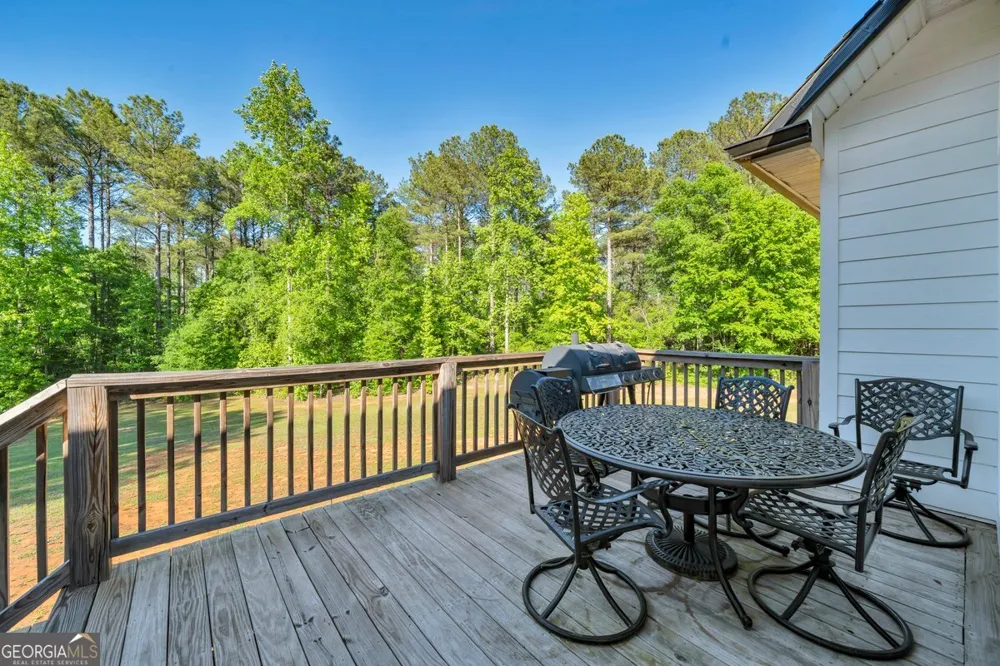 2594 Lassiter RD Forsyth, GA 31029