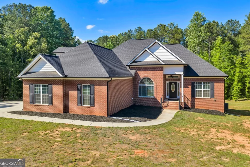 2594 Lassiter RD Forsyth, GA 31029