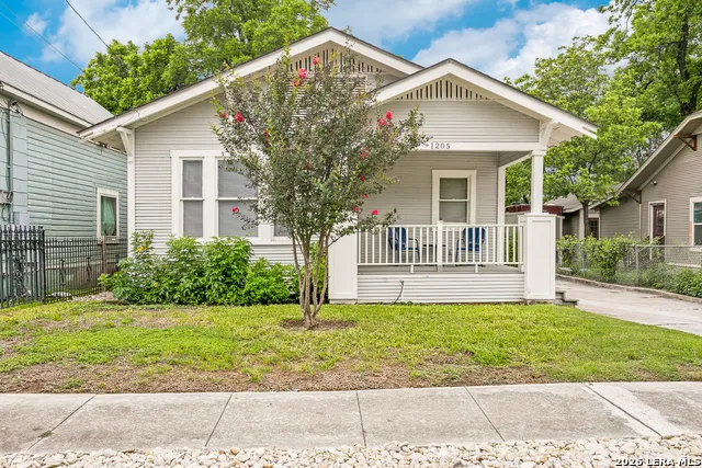 1205 BURNET ST San Antonio, TX 78202