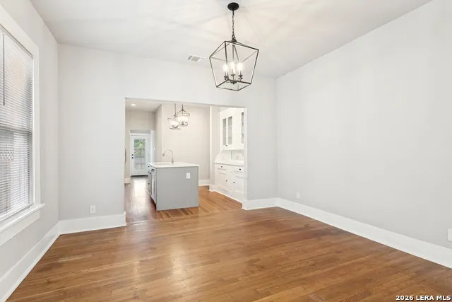 1205 BURNET ST San Antonio, TX 78202