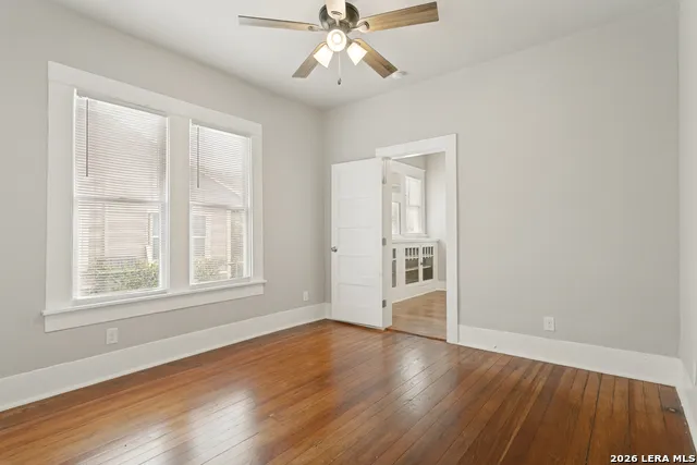 1205 BURNET ST San Antonio, TX 78202
