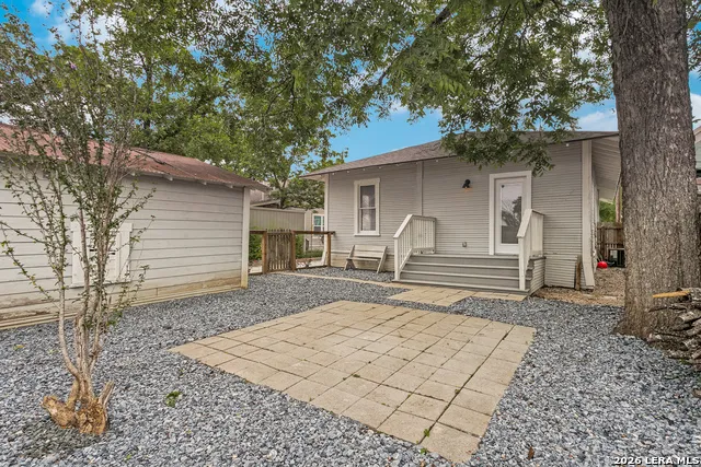 1205 BURNET ST San Antonio, TX 78202