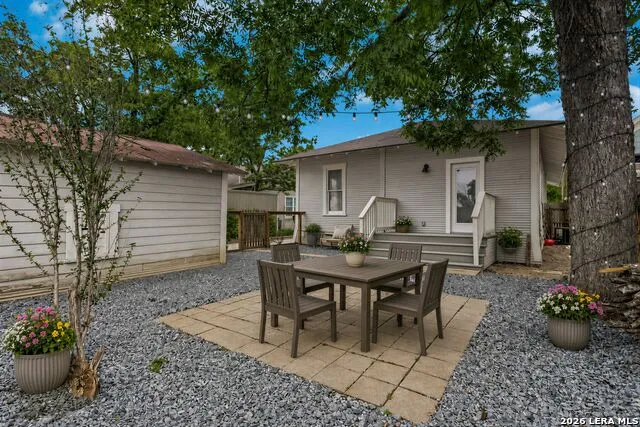 1205 BURNET ST San Antonio, TX 78202