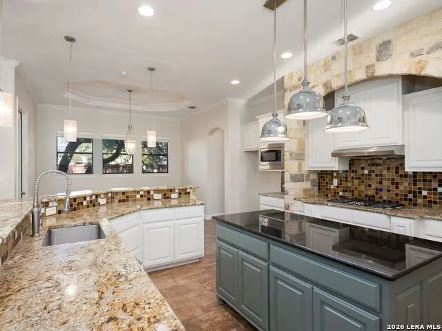 303 Regent Circle San Antonio, TX 78231