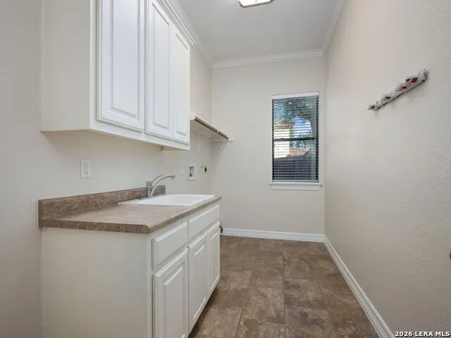 303 Regent Circle San Antonio, TX 78231