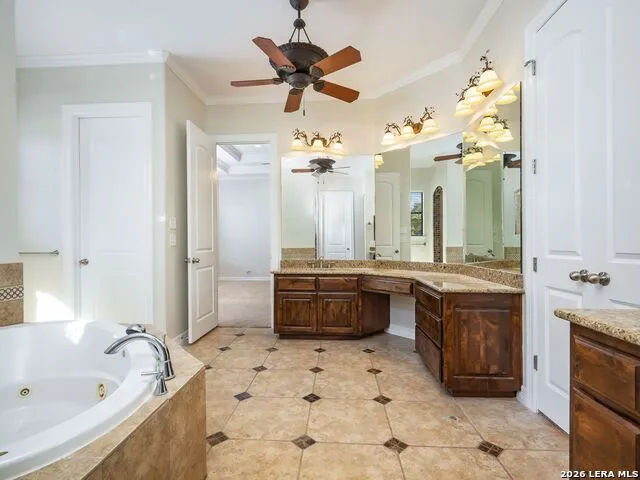 303 Regent Circle San Antonio, TX 78231