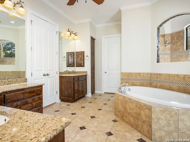 303 Regent Circle San Antonio, TX 78231