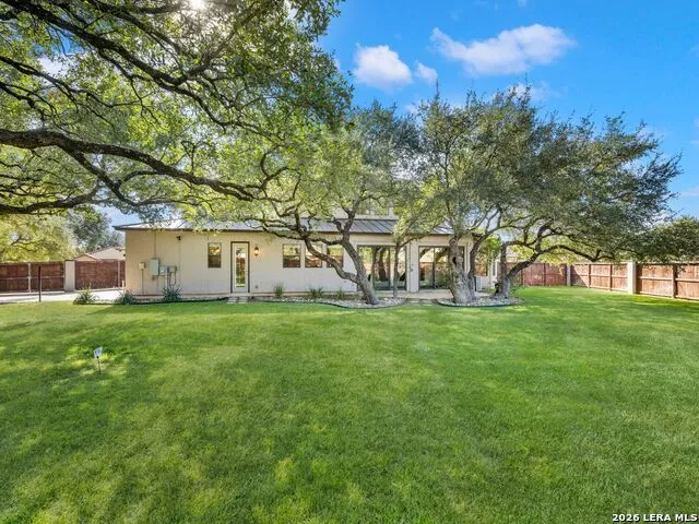 303 Regent Circle San Antonio, TX 78231