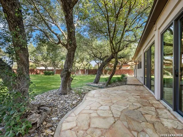 303 Regent Circle San Antonio, TX 78231