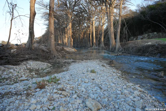454 center point river Center Point, TX 78010