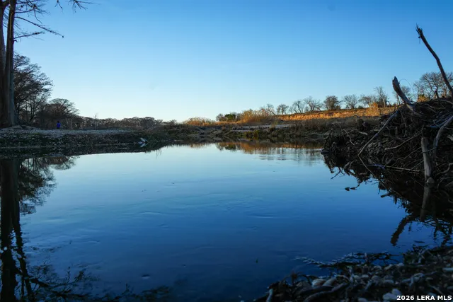 454 center point river Center Point, TX 78010