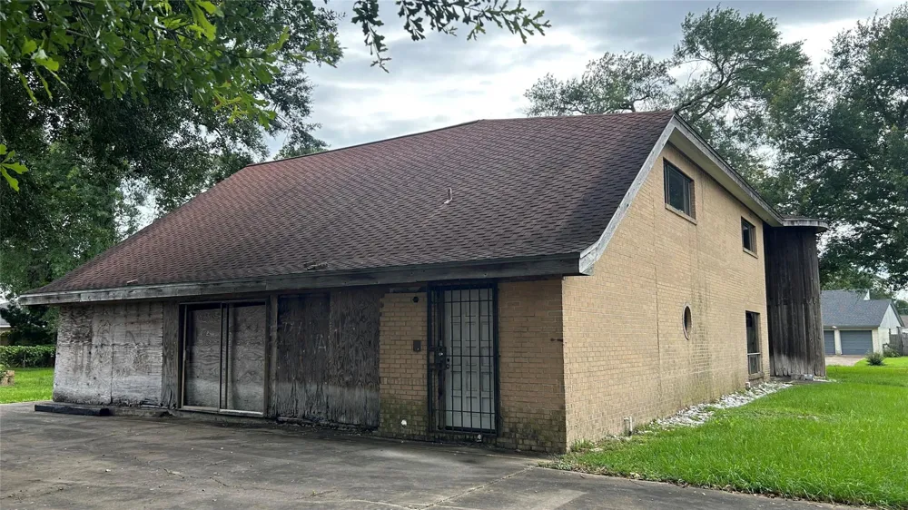 6706 Standing Oaks Street Houston, TX 77050