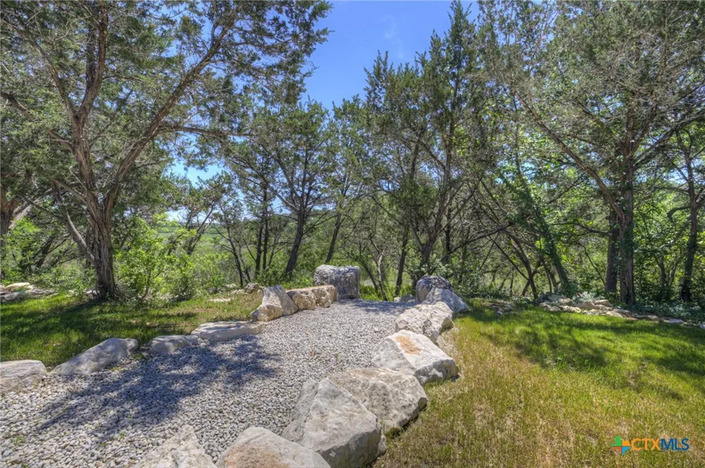 305 Lake Crest Drive Spring Branch, TX 78070