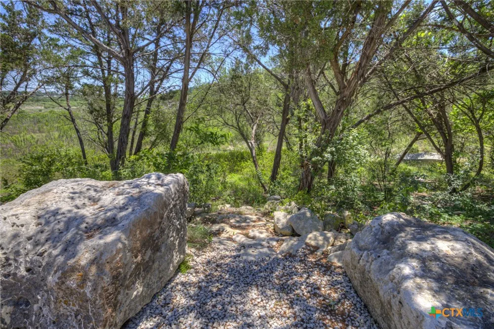 305 Lake Crest Drive Spring Branch, TX 78070
