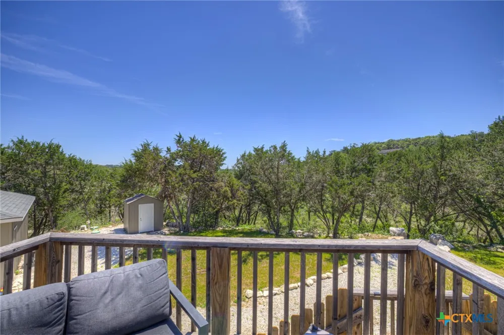305 Lake Crest Drive Spring Branch, TX 78070