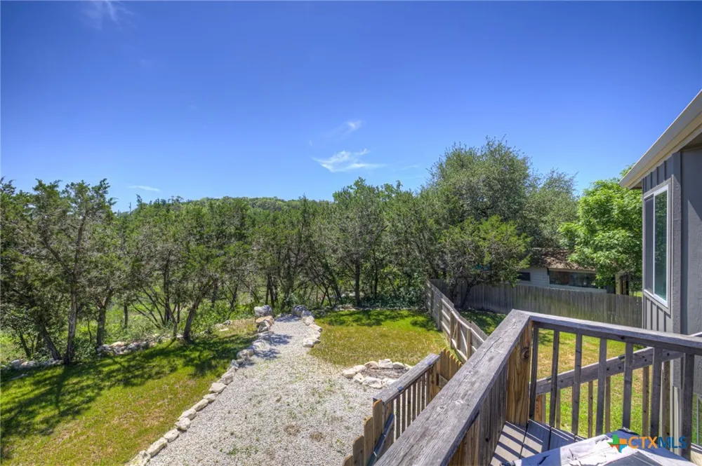 305 Lake Crest Drive Spring Branch, TX 78070