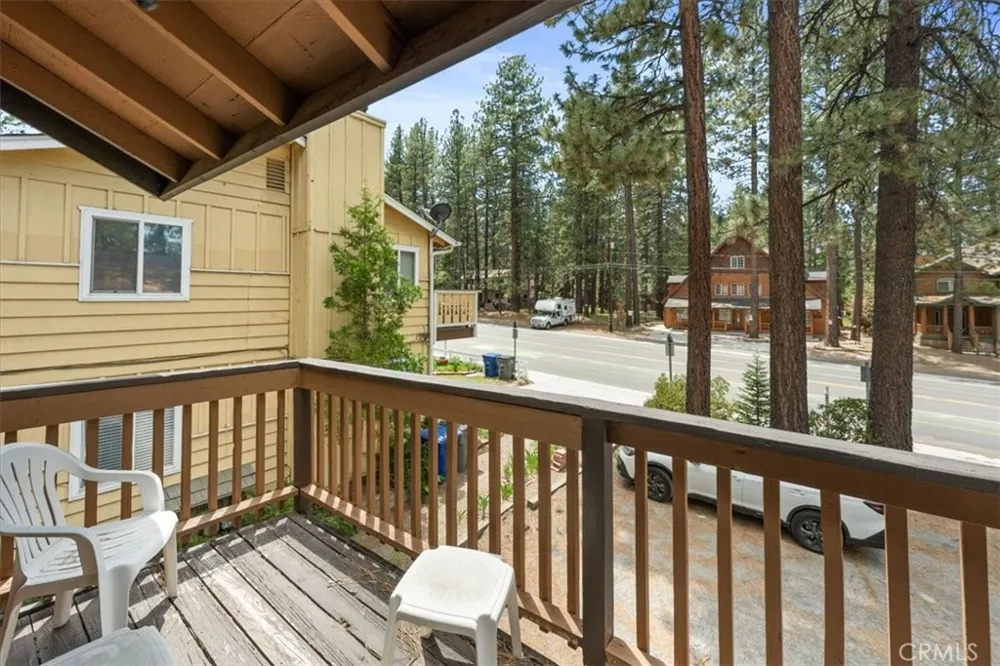 619 Summit Big Bear Lake, CA 92315