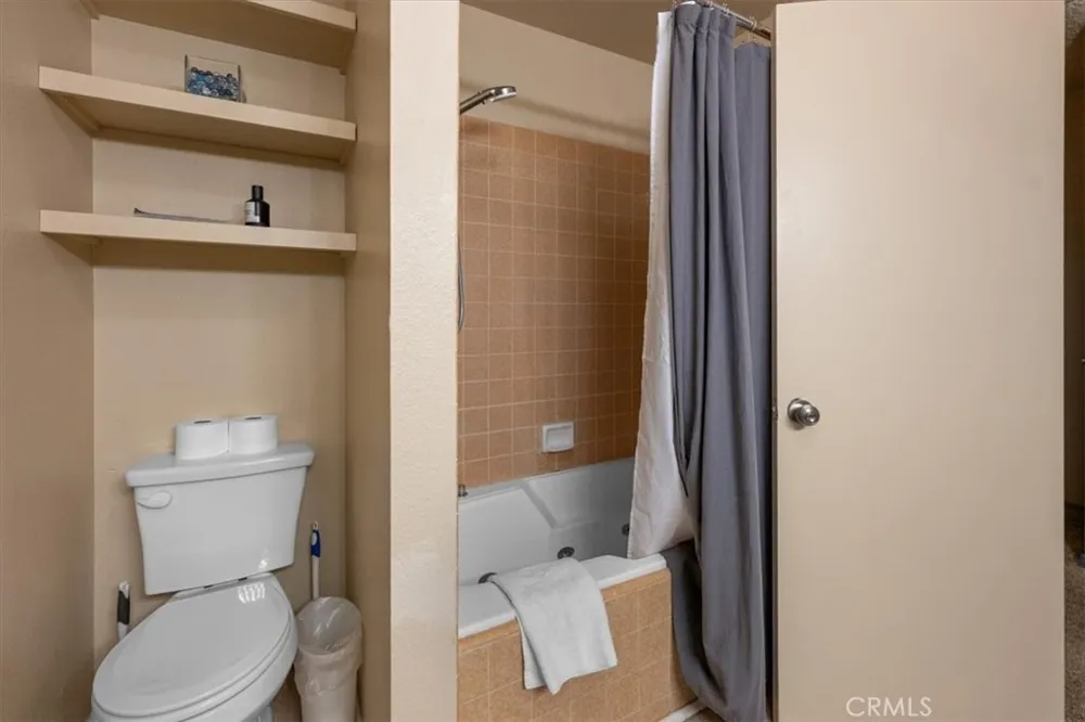 619 Summit Big Bear Lake, CA 92315
