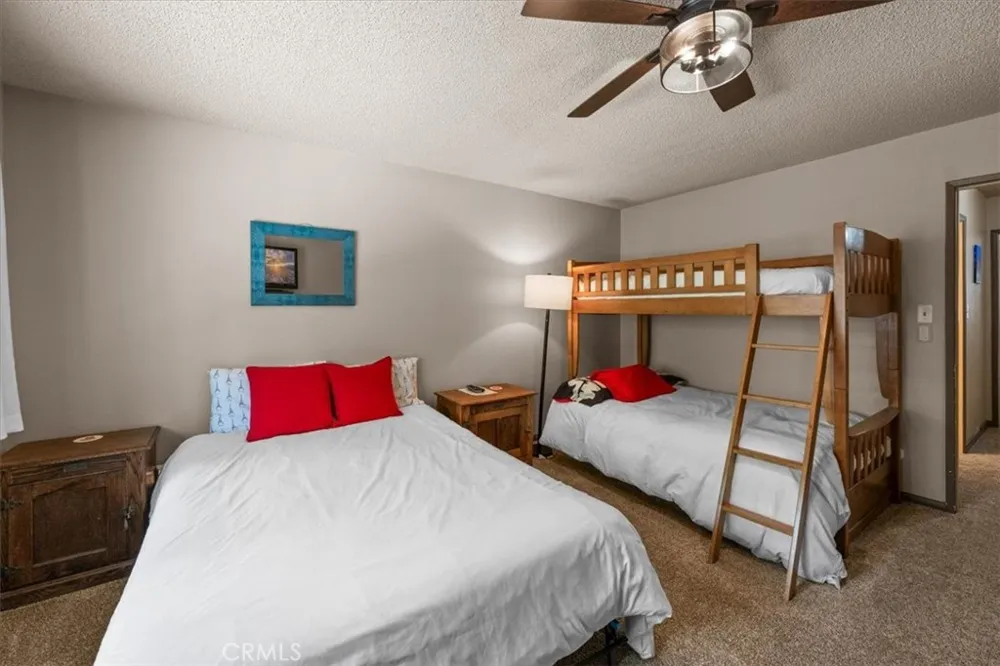 619 Summit Big Bear Lake, CA 92315