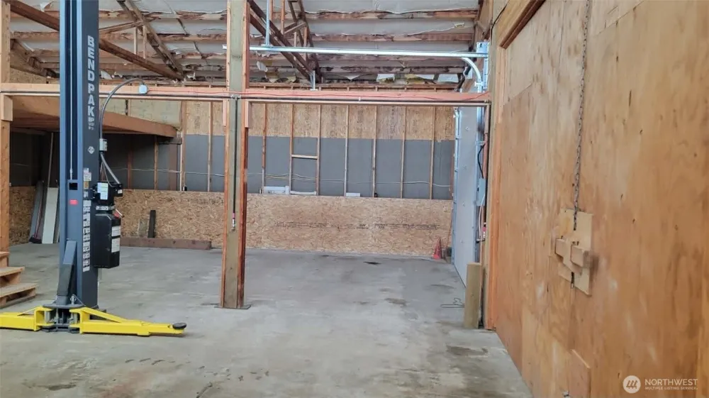30543 Hwy 20 E Republic, WA 99166