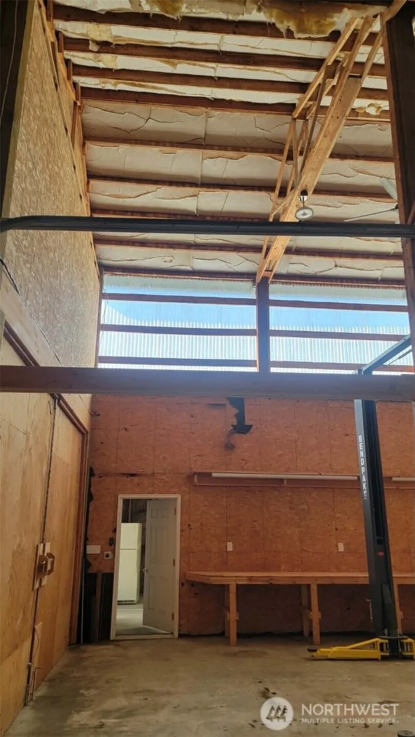 30543 Hwy 20 E Republic, WA 99166