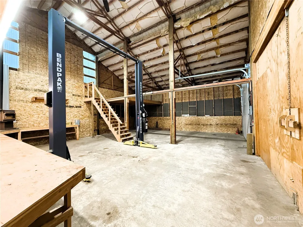 30543 Hwy 20 E Republic, WA 99166