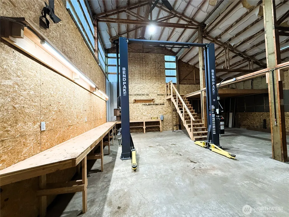 30543 Hwy 20 E Republic, WA 99166