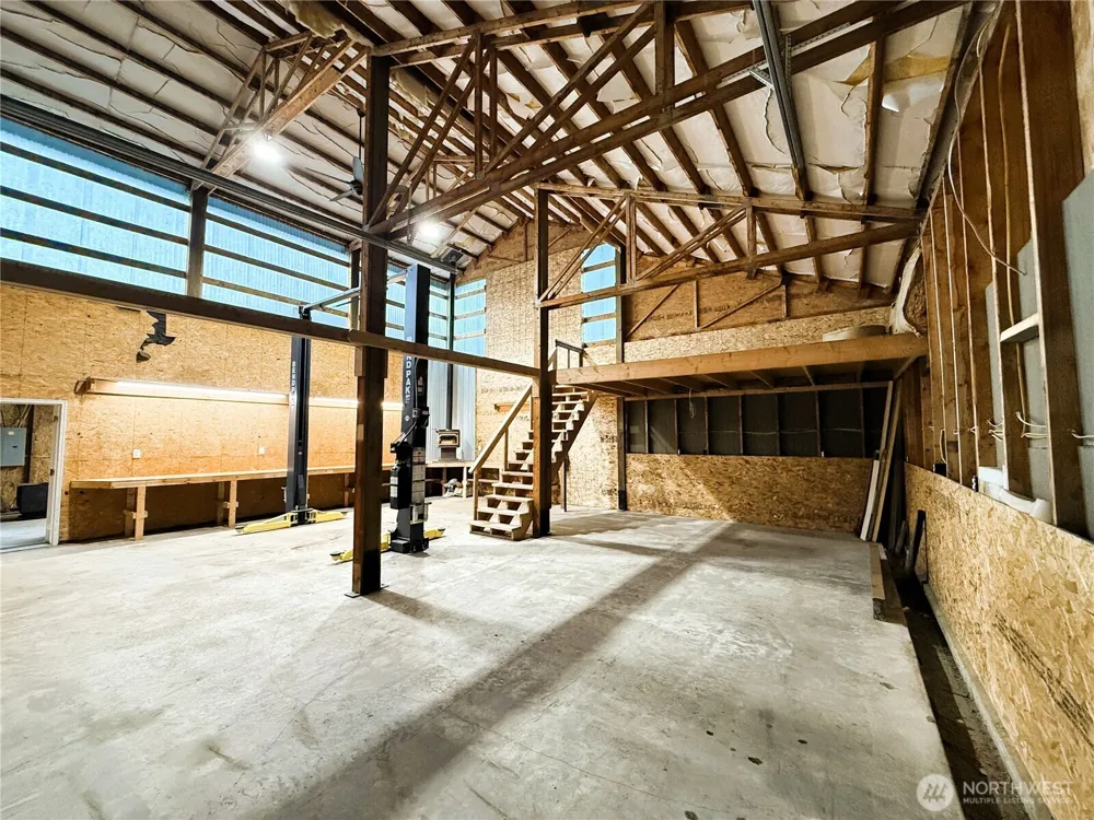 30543 Hwy 20 E Republic, WA 99166