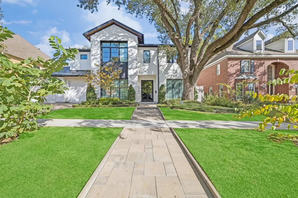 212 E Cowan Drive Houston, TX 77007