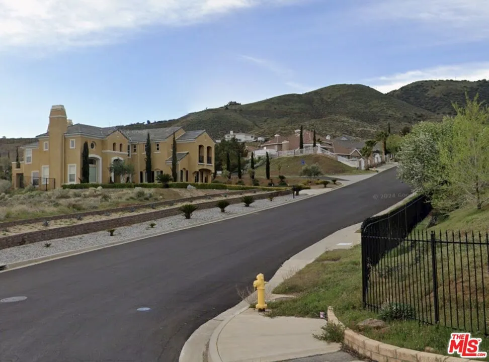 W Barrel Springs Rd Palmdale, CA 93551