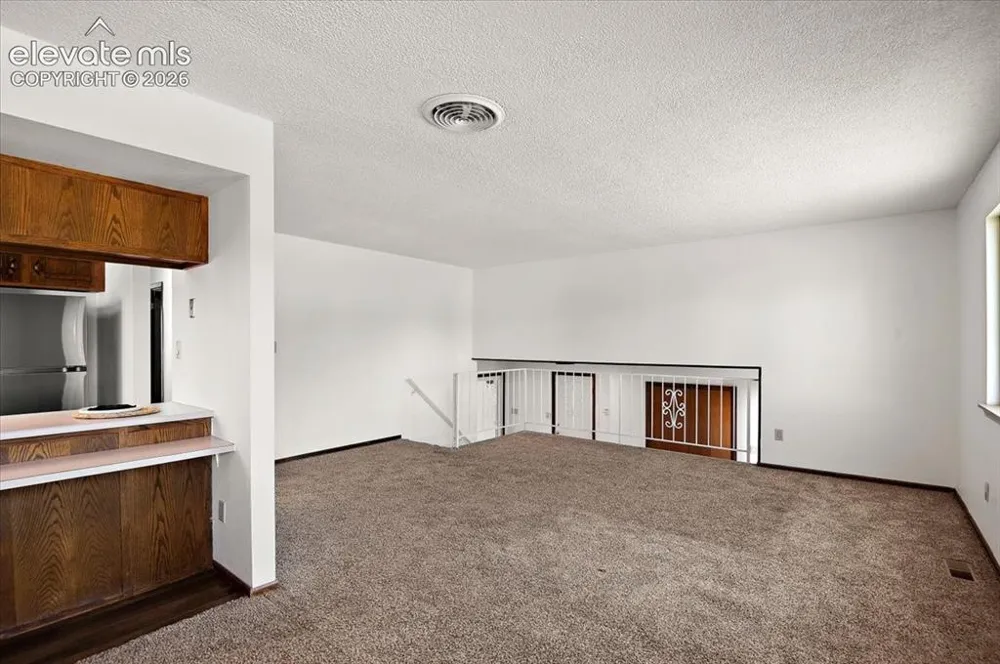 208 Starlite Drive Pueblo, CO 81005