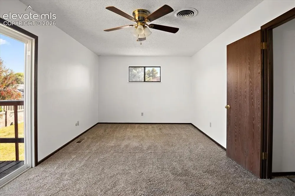 208 Starlite Drive Pueblo, CO 81005