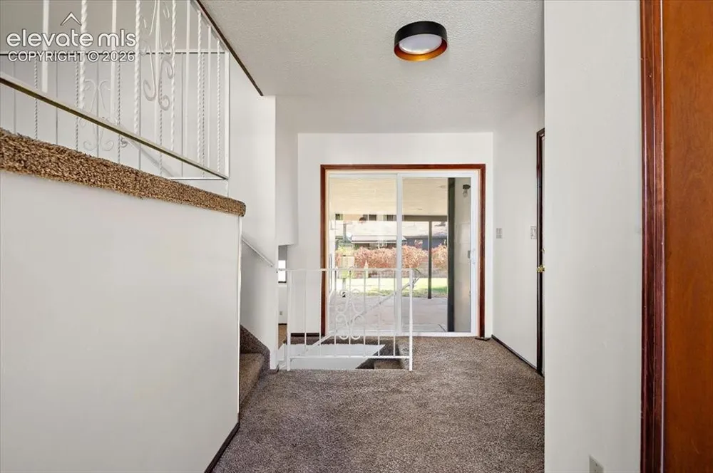 208 Starlite Drive Pueblo, CO 81005
