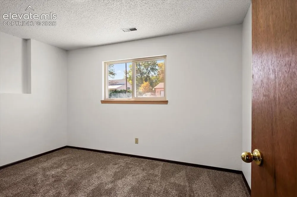 208 Starlite Drive Pueblo, CO 81005
