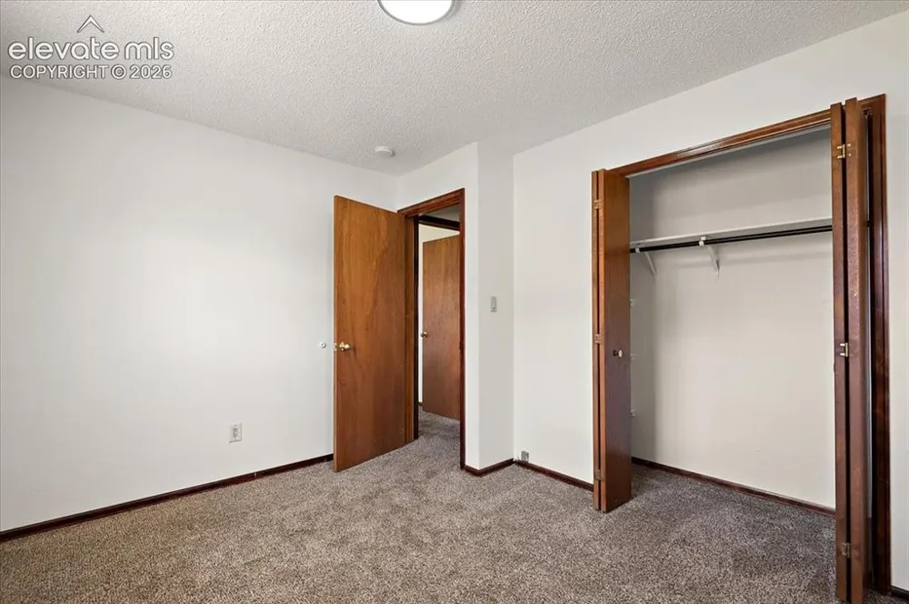 208 Starlite Drive Pueblo, CO 81005