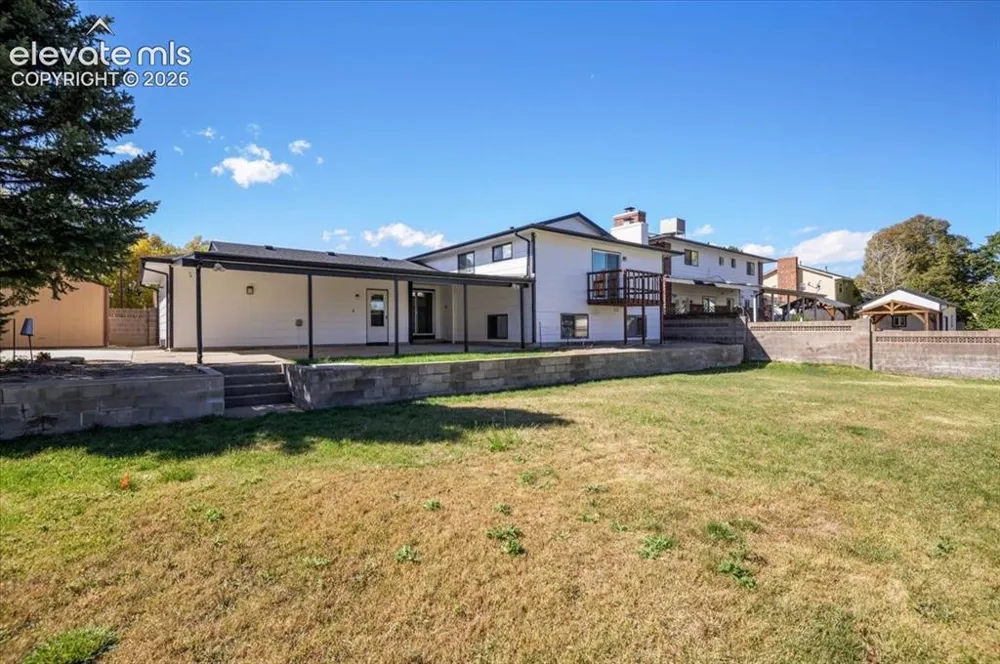 208 Starlite Drive Pueblo, CO 81005