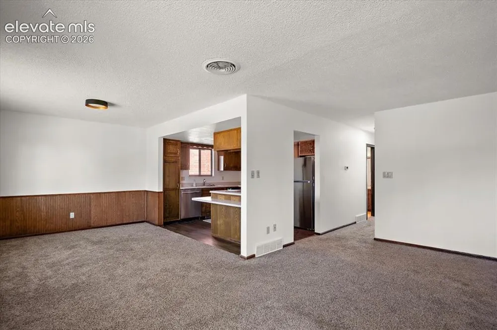 208 Starlite Drive Pueblo, CO 81005