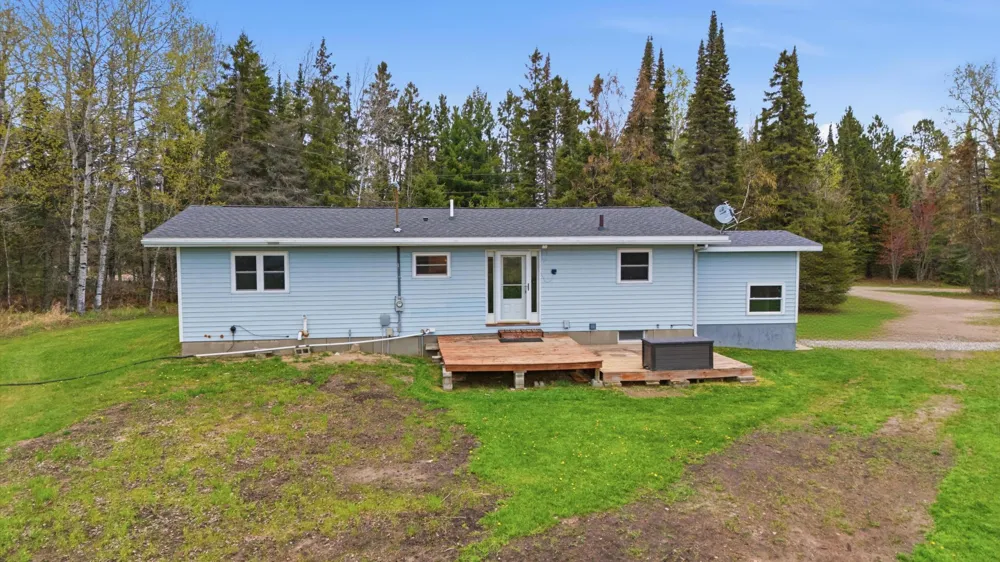 11128 Johnson Road Chisholm, MN 55719